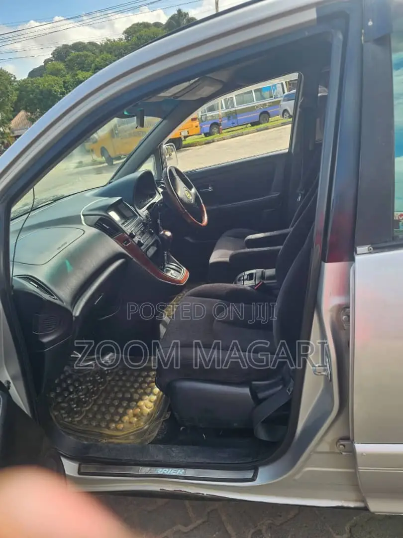 Toyota Harrier 2003 Silver
