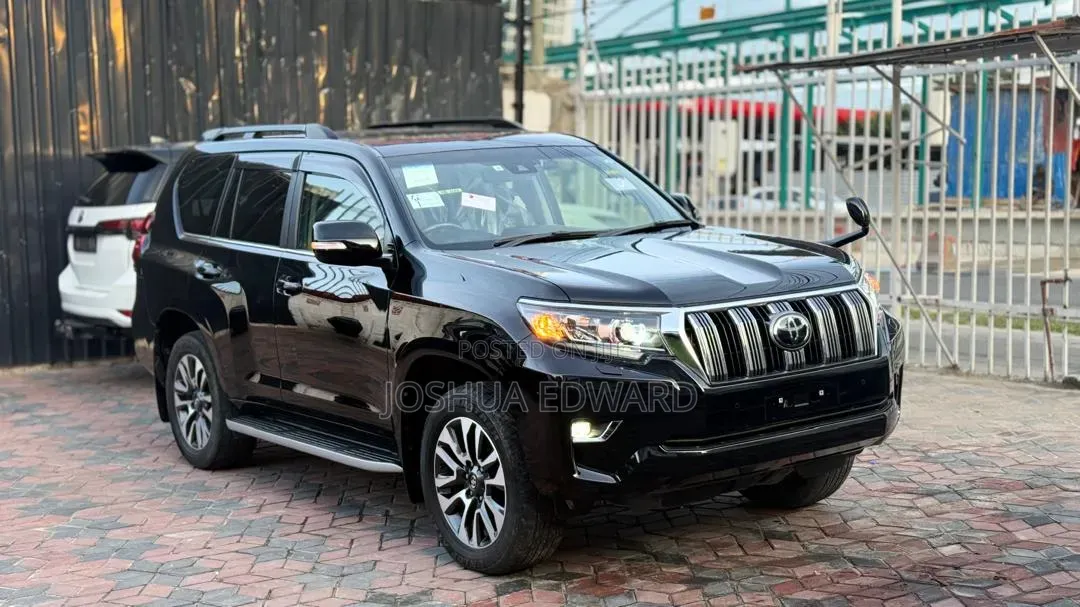 Toyota Land Cruiser Prado 2021 Black