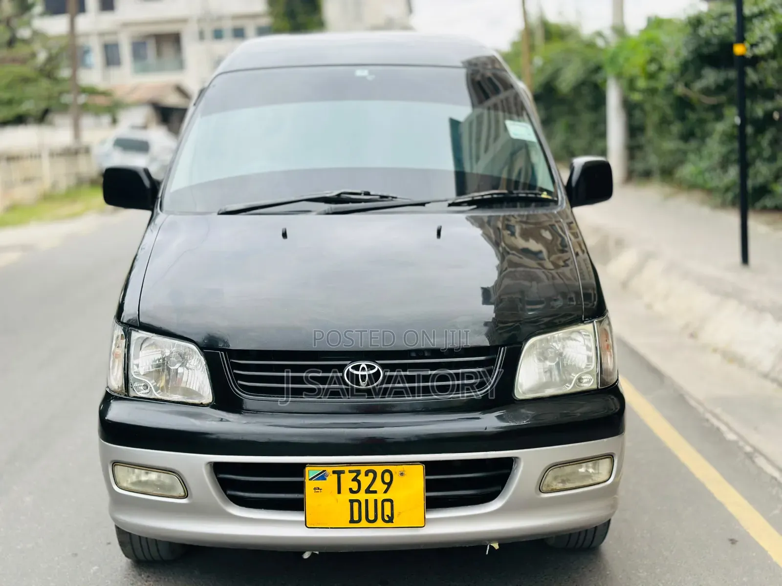 Toyota Noah 2001 Black