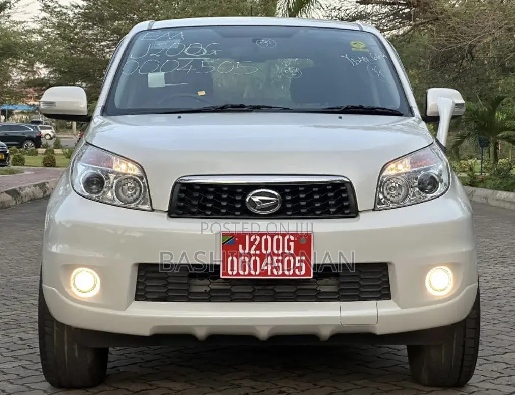 Toyota Rush 1.5 RWD 2010 White