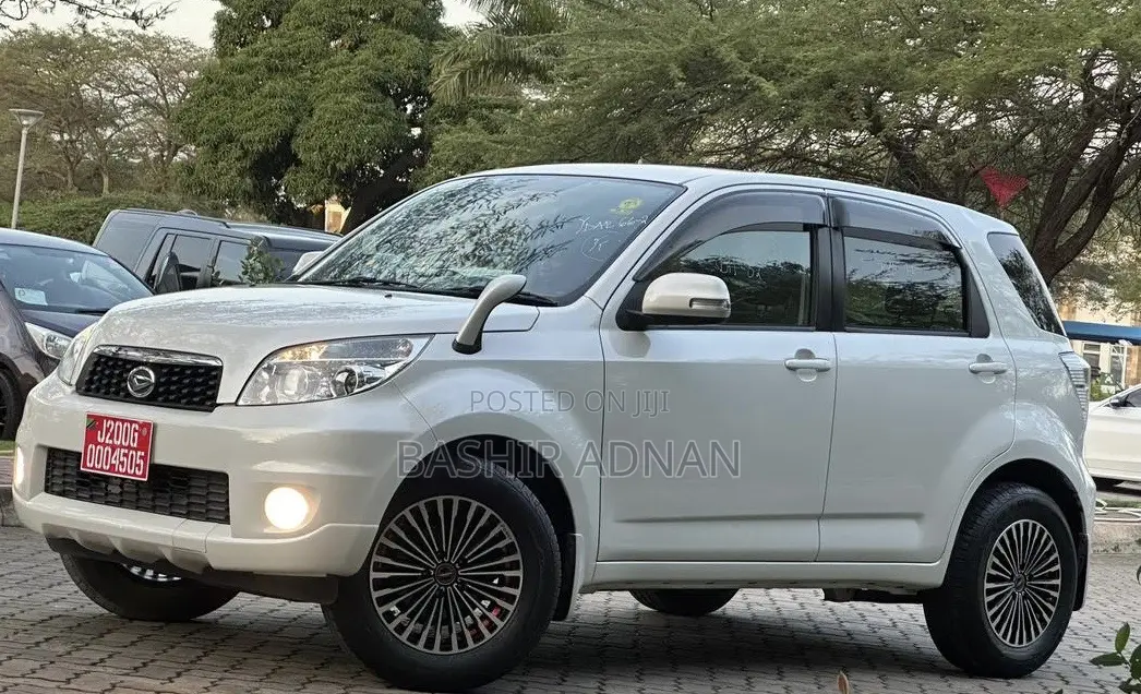 Toyota Rush 1.5 RWD 2010 White