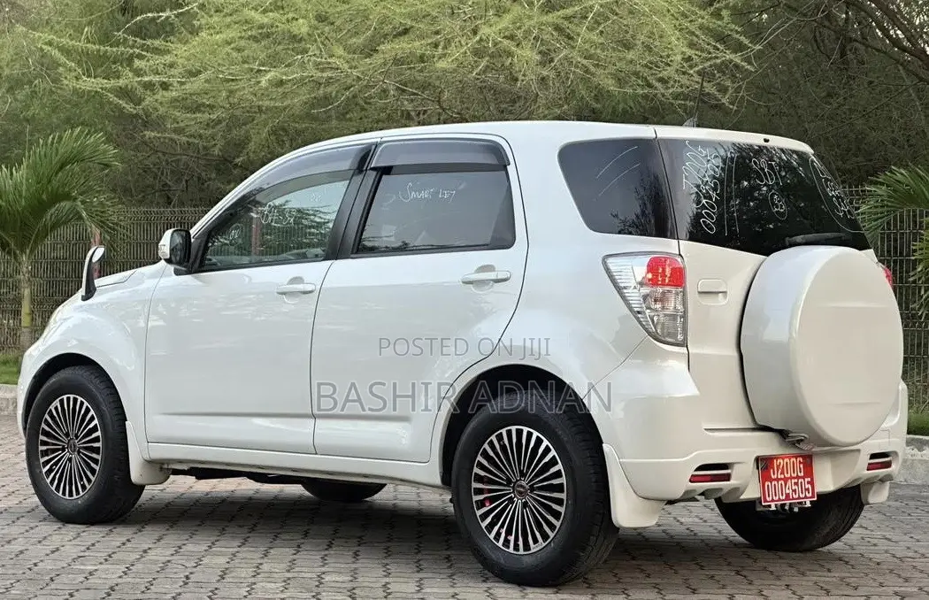 Toyota Rush 1.5 RWD 2010 White