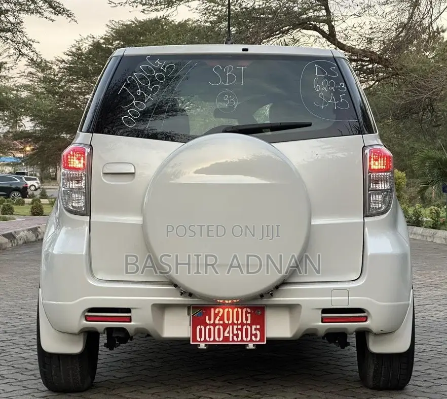 Toyota Rush 1.5 RWD 2010 White