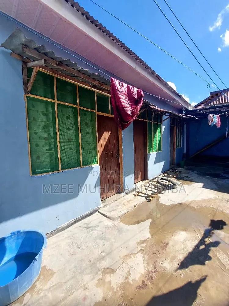 9bdrm House in Mkondogwa, Mbagala for rent