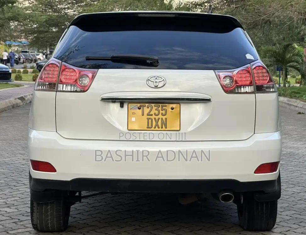 Toyota Harrier 2.4 2007 White