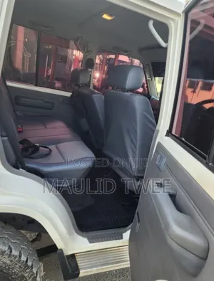 Toyota Land Cruiser 2018 White