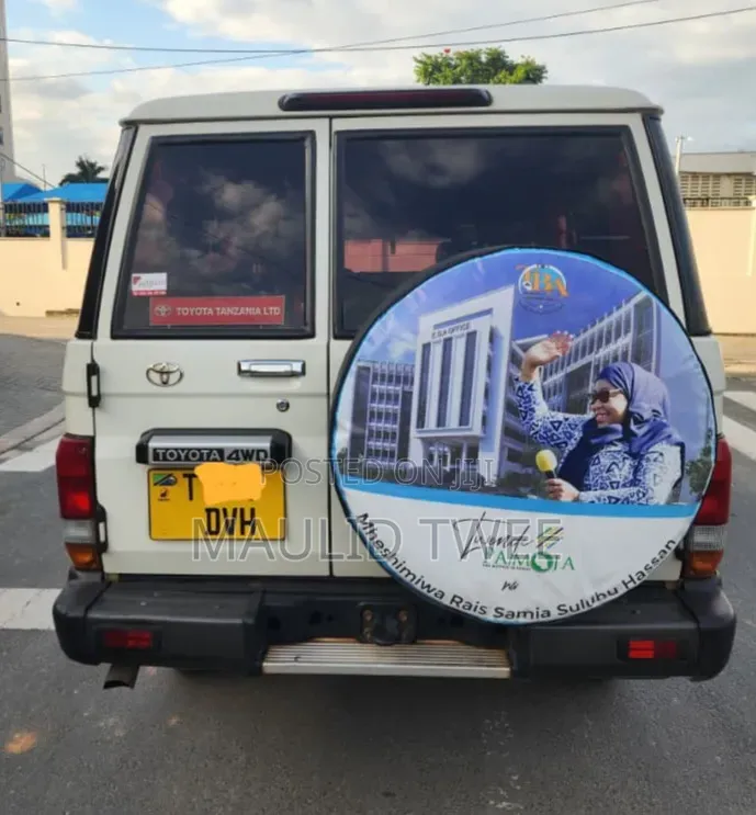 Toyota Land Cruiser 2018 White