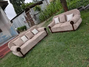 Sofa Set // 3:2 // Spring // Fibers // Mpyaaa Siyo Used //