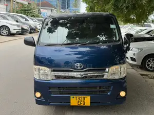Toyota HiAce 2010 Blue