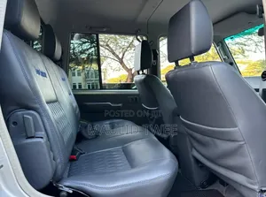 Toyota Land Cruiser 2017 Silver