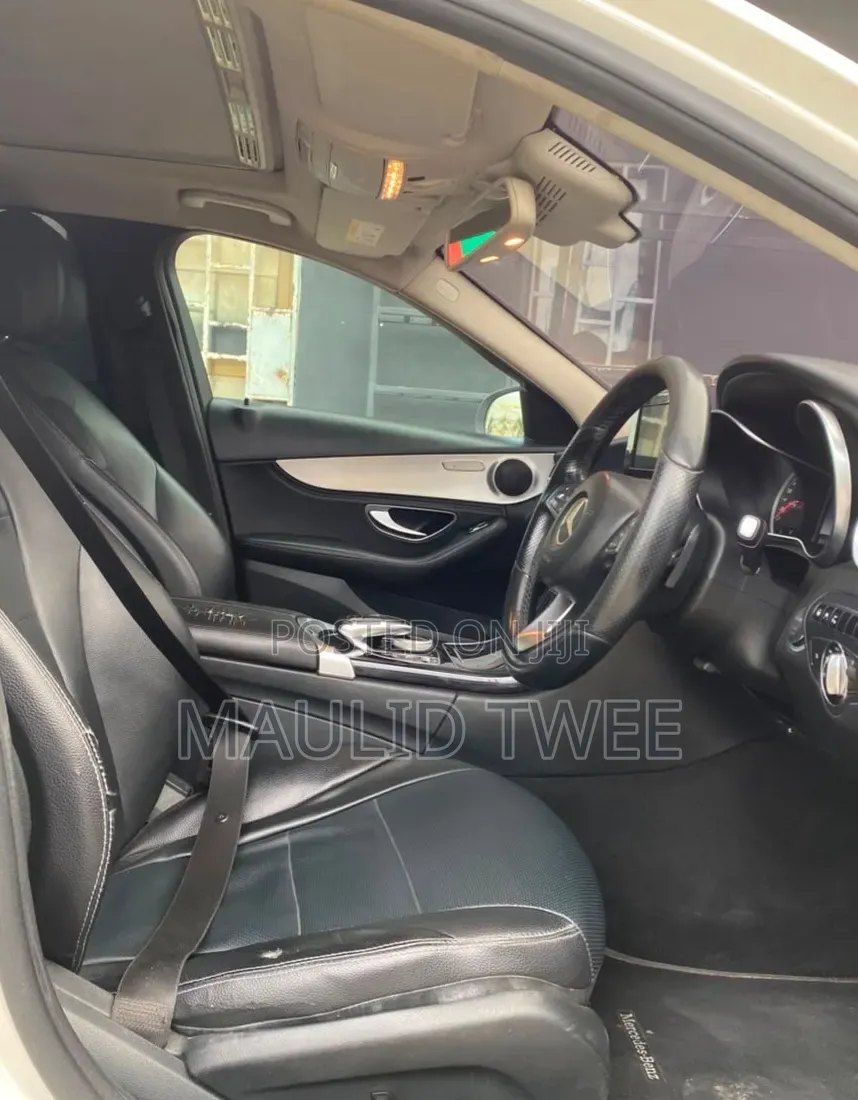 Mercedes-Benz C-Class 2014 White