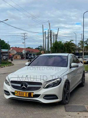 Mercedes-Benz C-Class 2014 White