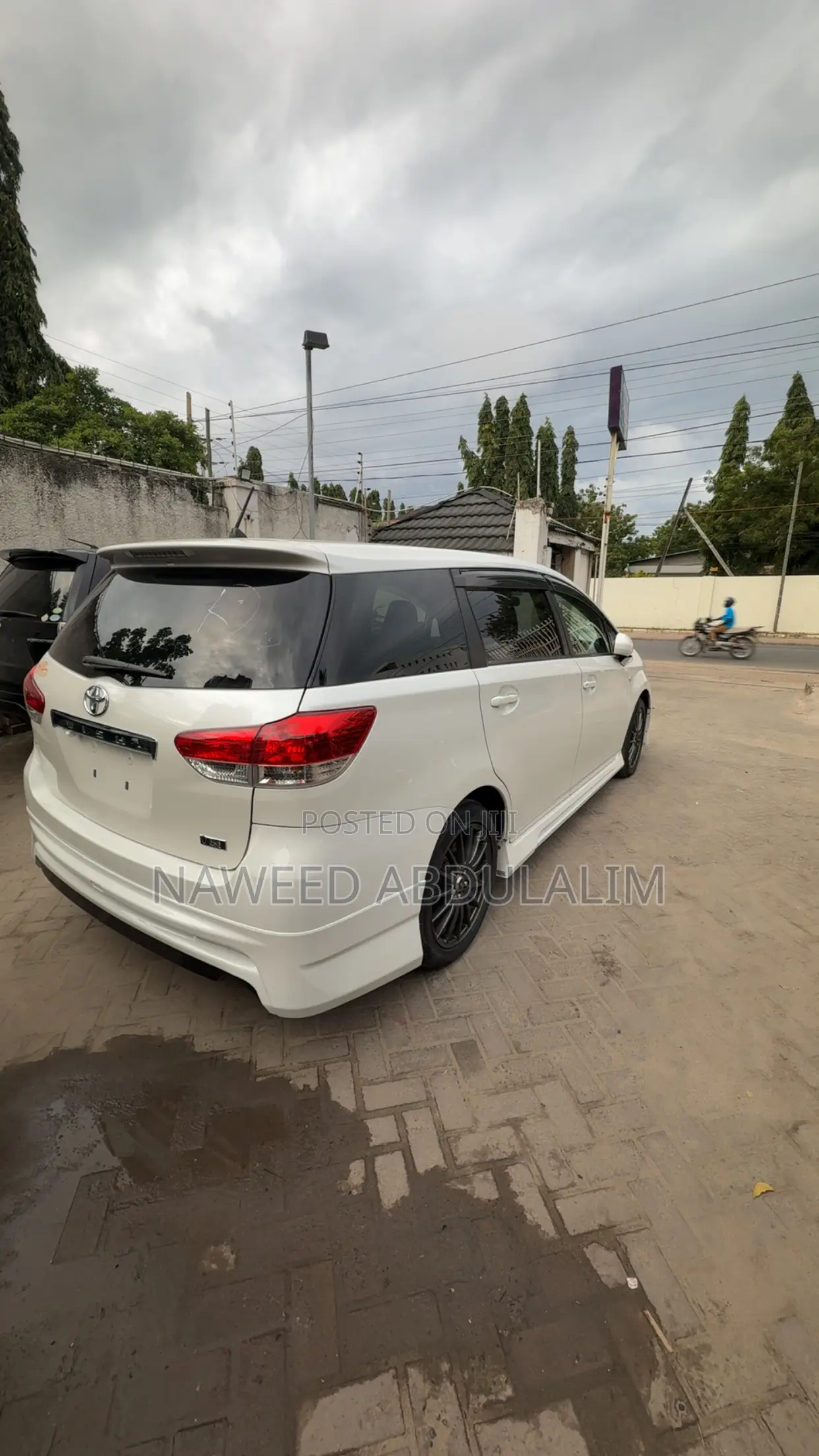 Toyota Wish 2010 White