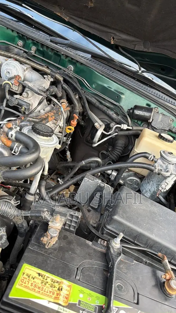 Toyota Land Cruiser HDJ 100 2003 Green