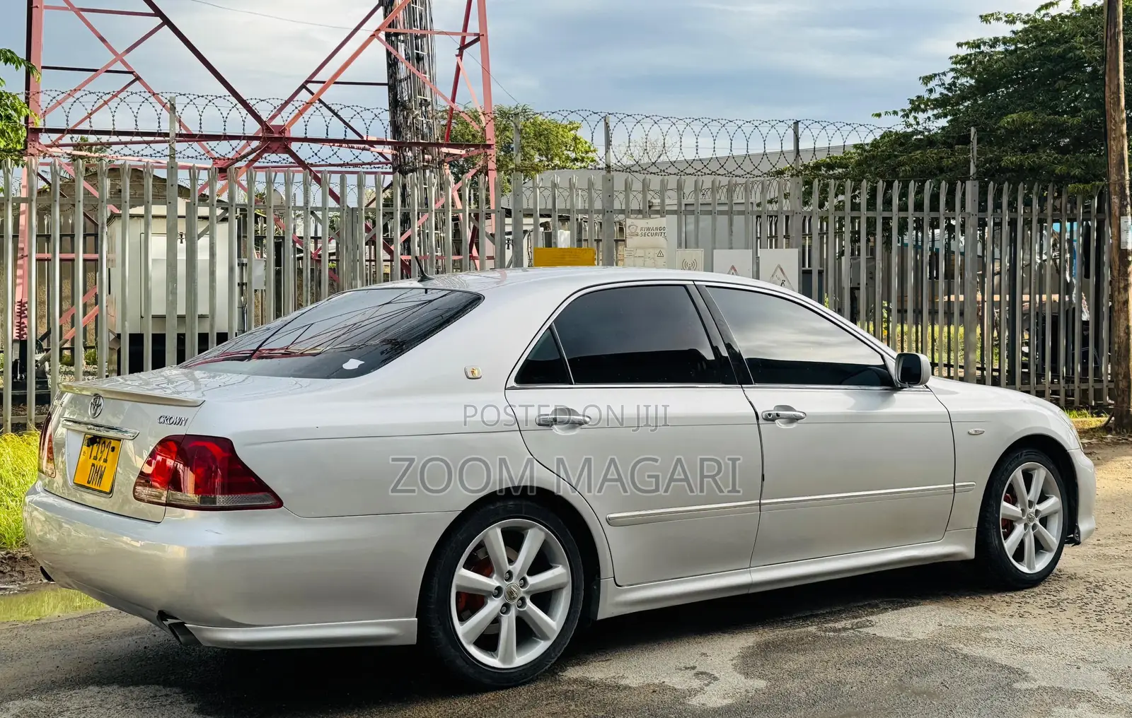 Toyota Crown 2006 Silver