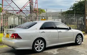 Toyota Crown 2006 Silver