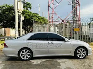 Toyota Crown 2006 Silver