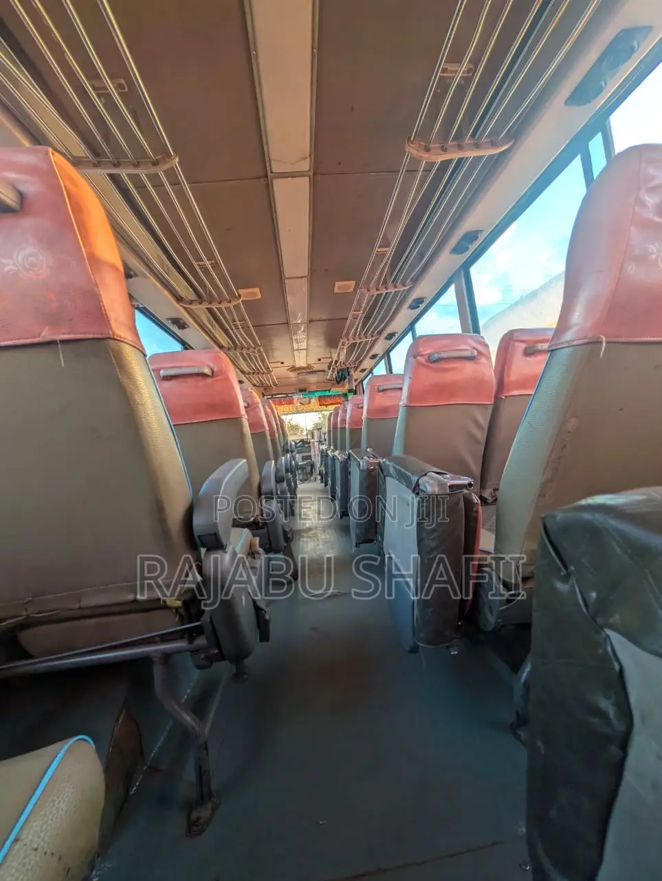 Mitsubishi Fuso Rosa 2000 Silver