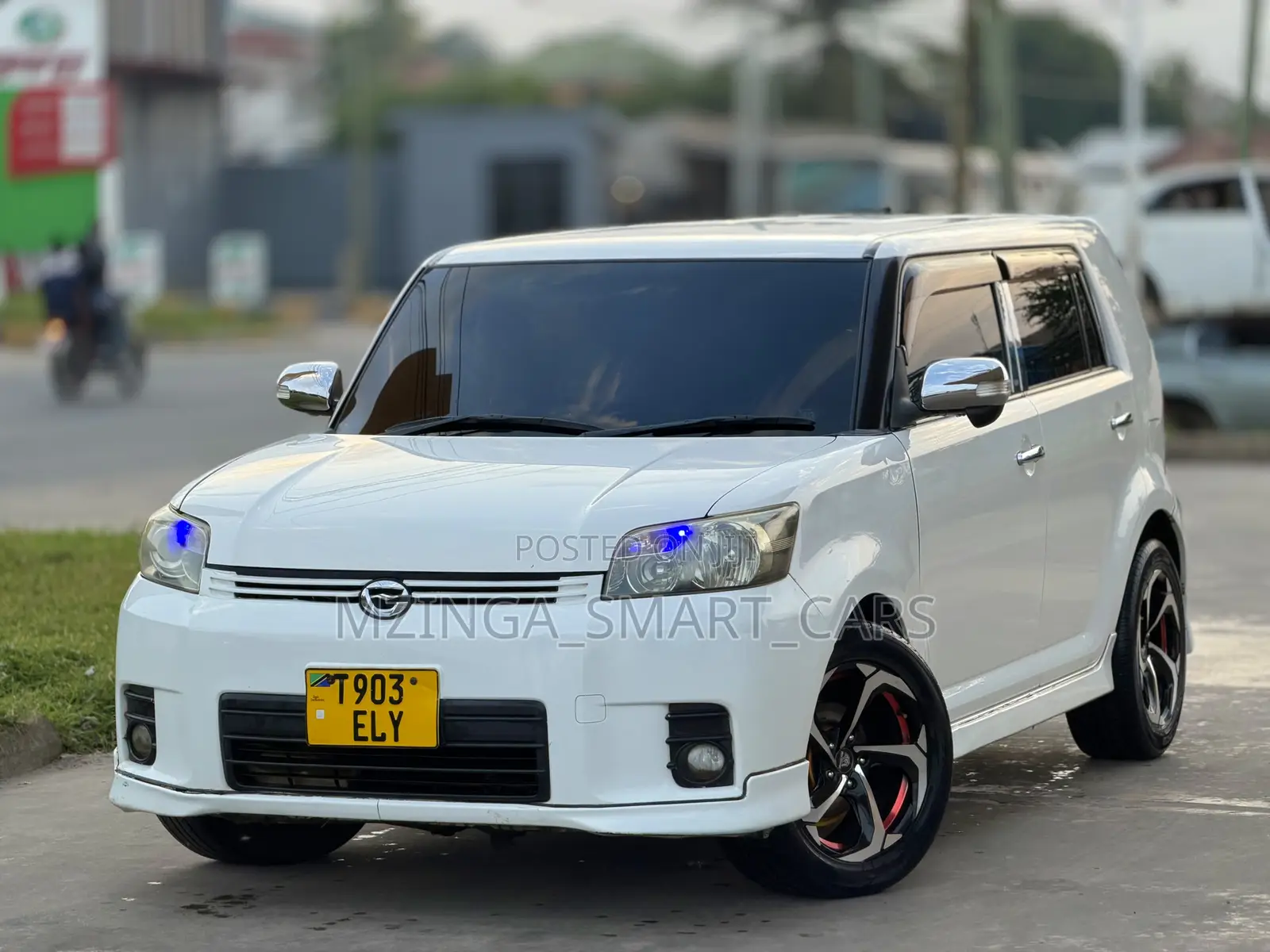 Toyota Corolla Rumion 2010