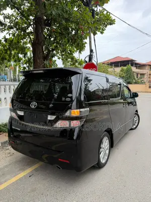 Toyota Alphard 2.4 Petrol FWD 2010 Black