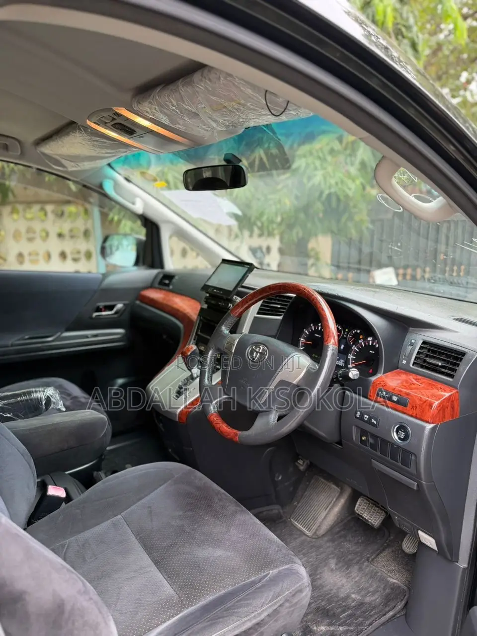 Toyota Alphard 2.4 Petrol FWD 2010 Black