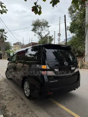 Toyota Alphard 2.4 Petrol FWD 2010 Black