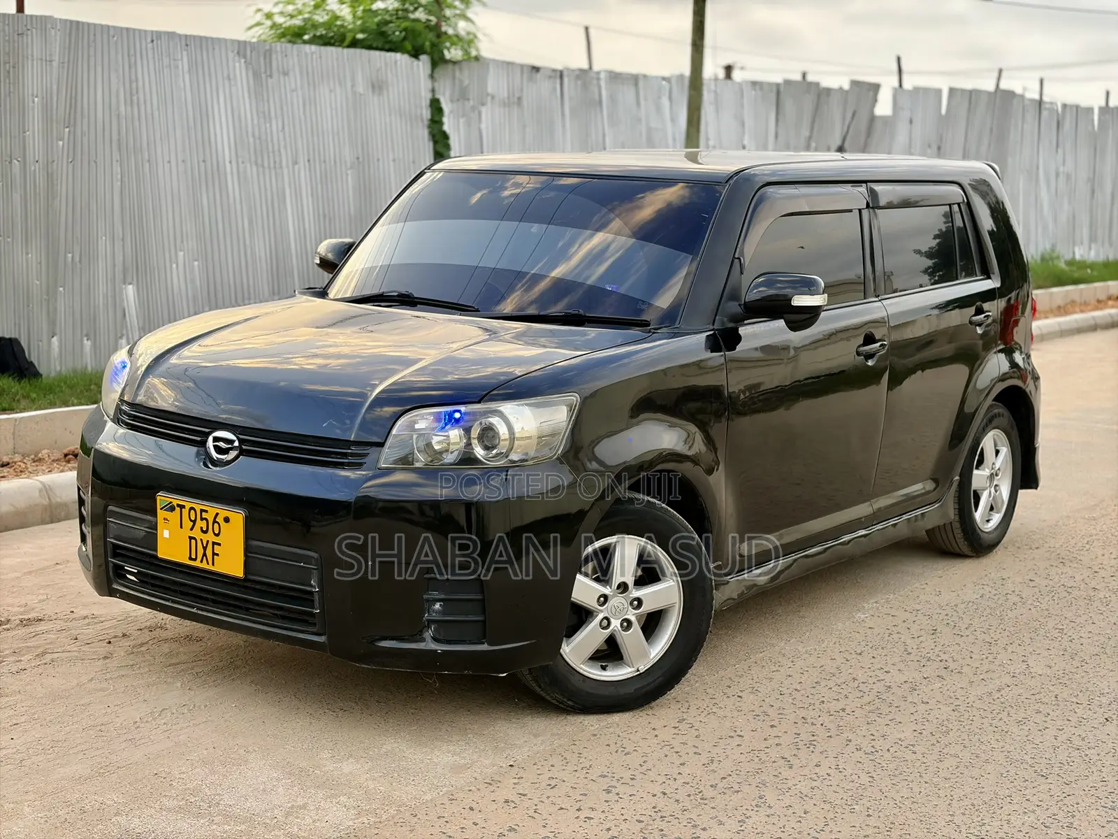 Toyota Corolla Rumion Hatchback 1.5 FWD 2009 Black
