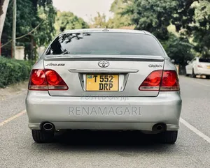 Toyota Crown 2006 Silver