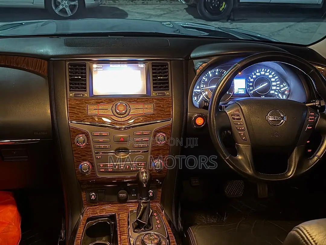 Nissan Patrol 2021 Black