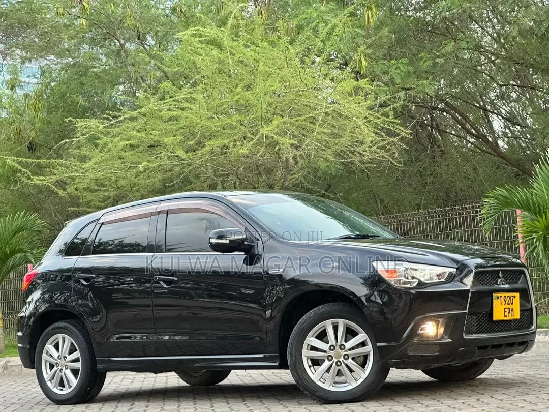 Mitsubishi RVR 2010 Black