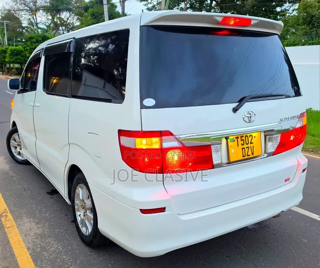 Toyota Alphard 2005 White