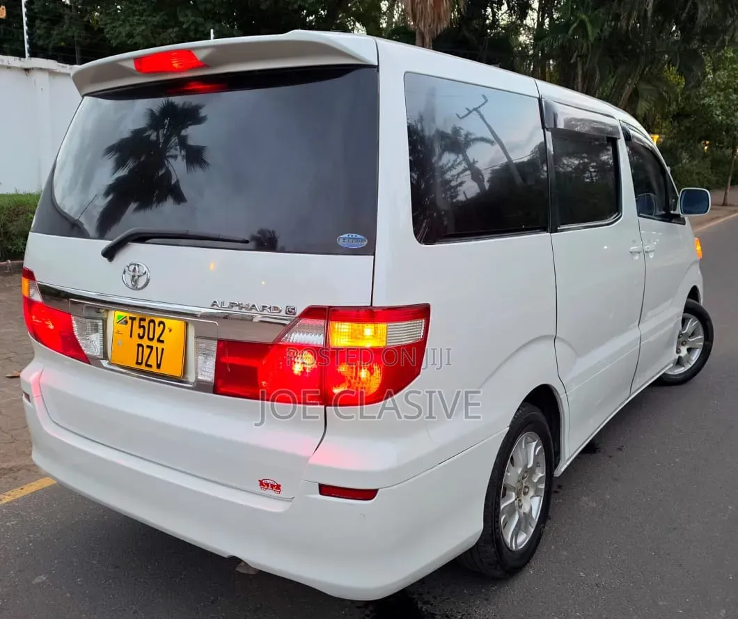 Toyota Alphard 2005 White