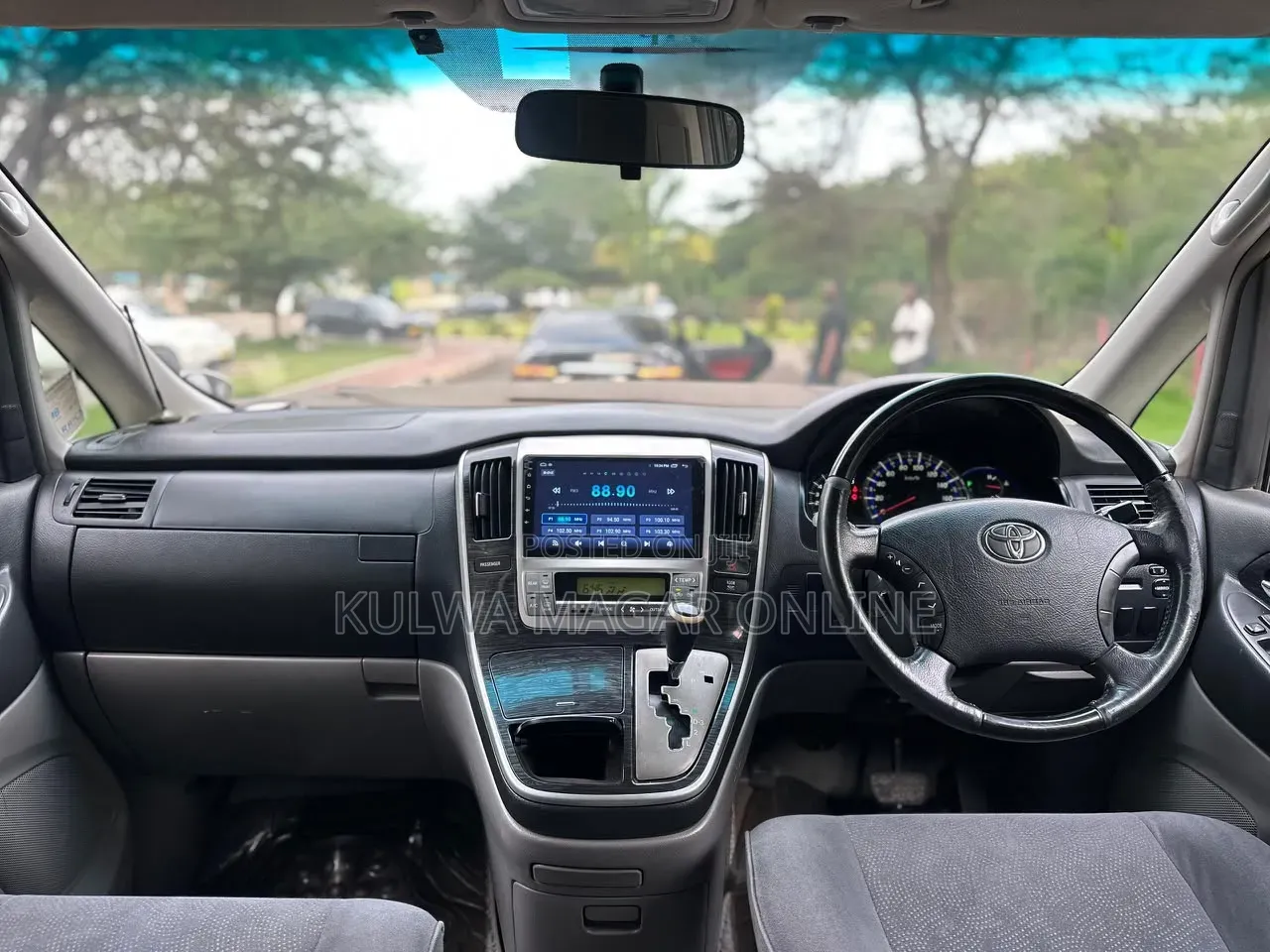 Toyota Alphard 2006 White