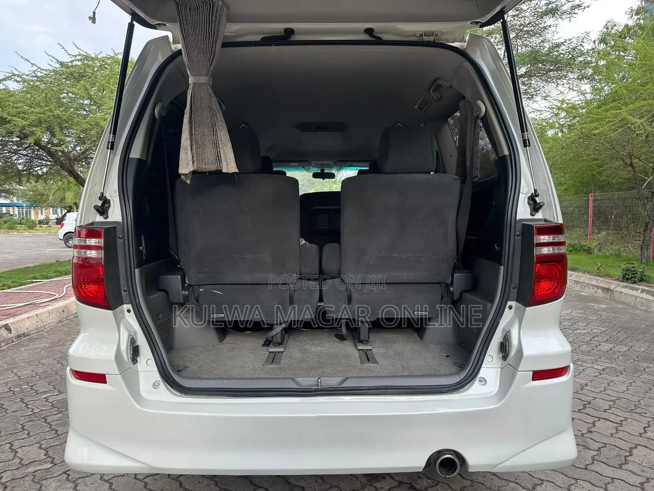 Toyota Alphard 2006 White