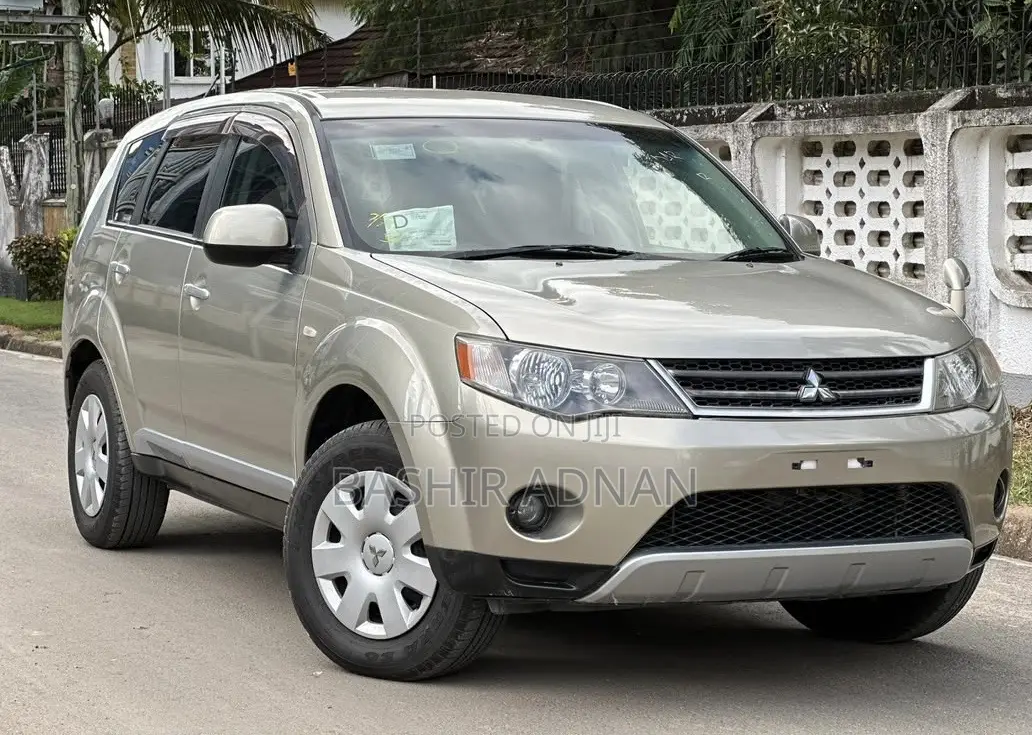 Mitsubishi Outlander 2008 Gold