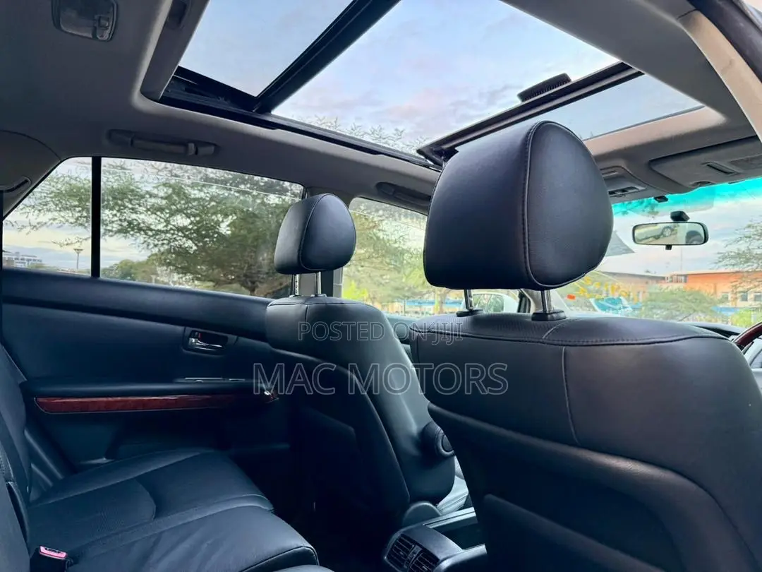 Toyota Harrier 2005 White