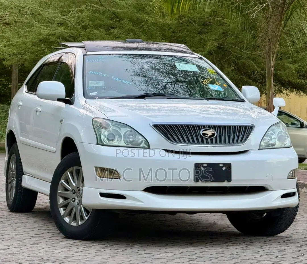 Toyota Harrier 2005 White