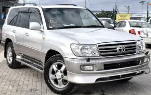 Toyota Land Cruiser 100 VX 4.7 V8 2005 Silver