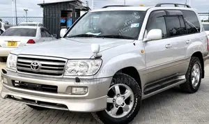 Toyota Land Cruiser 100 VX 4.7 V8 2005 Silver
