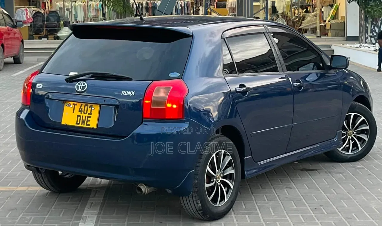 Toyota Corolla RunX 2003 Blue