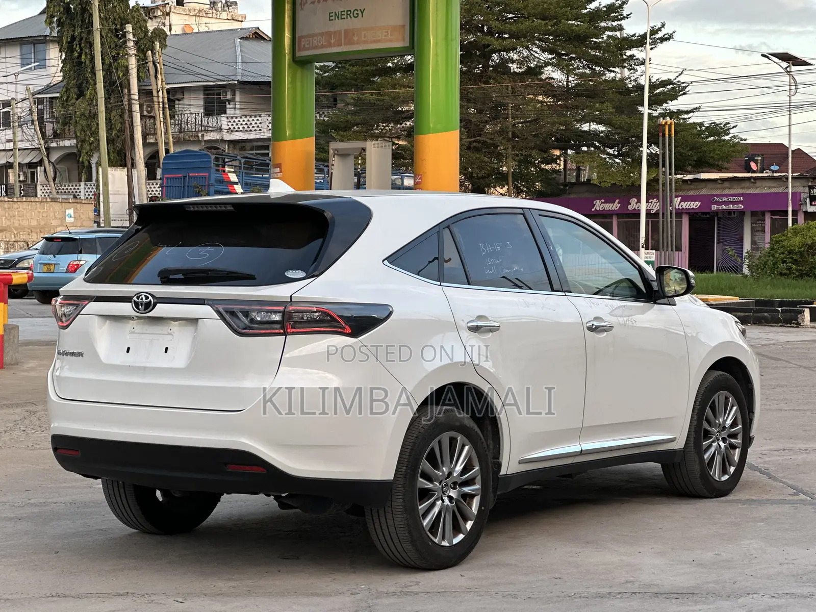 Toyota Harrier 2015 White