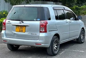 Toyota Raum 2006 Silver