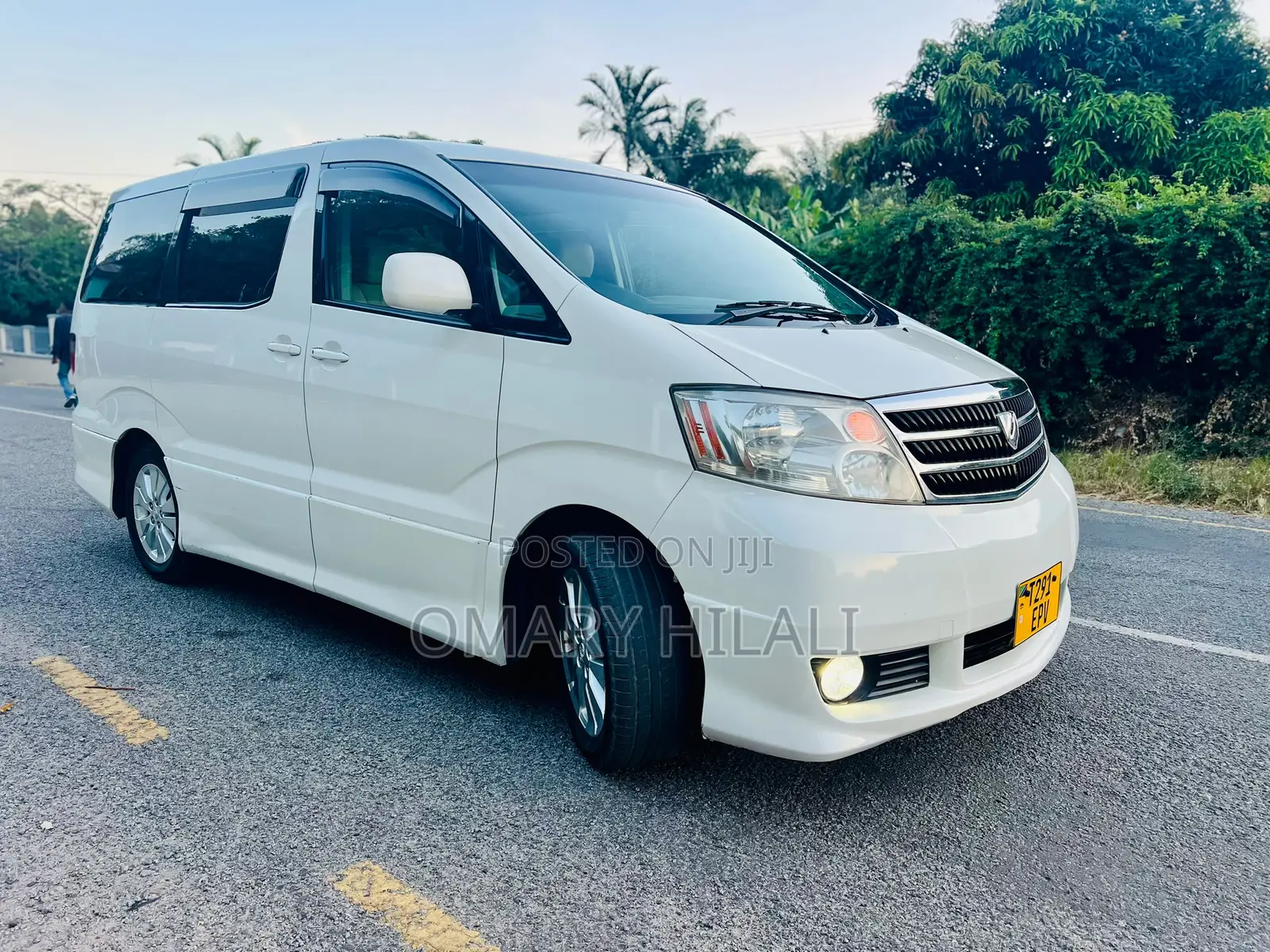Toyota Alphard 2003 White