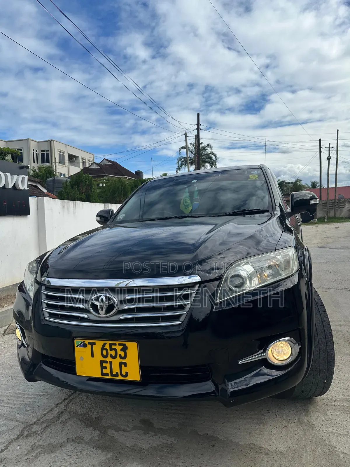 Toyota Vanguard 2011 Black
