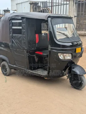 TVS HLX Plus ES 2025 Black