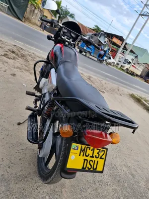 Bajaj Boxer 125 2025 Black