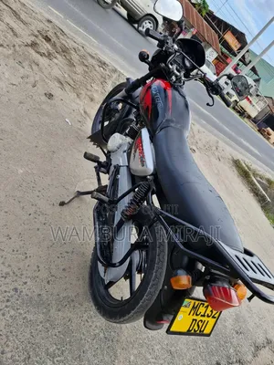 Bajaj Boxer 125 2025 Black