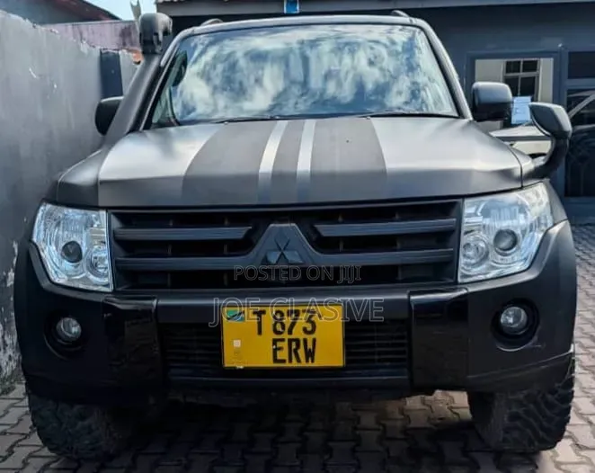 Mitsubishi Pajero 2007 Matt Black