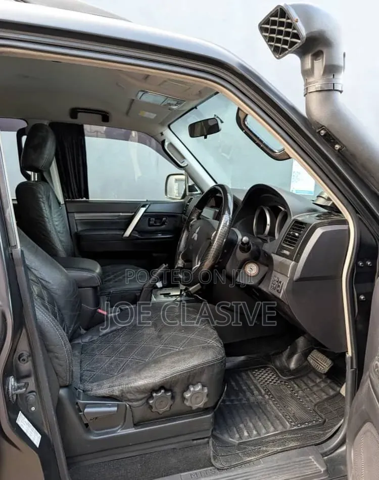 Mitsubishi Pajero 2007 Matt Black
