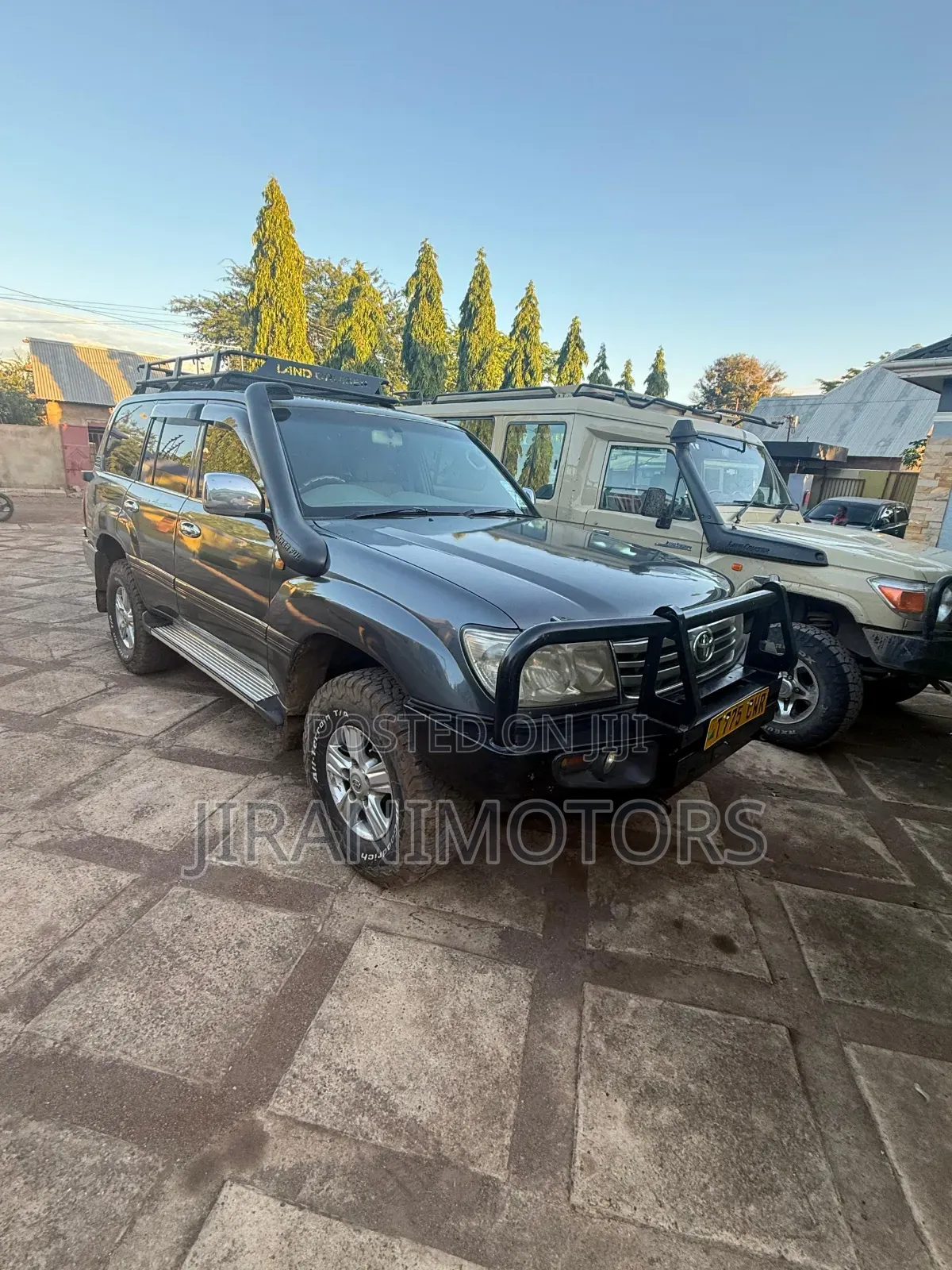 Toyota Land Cruiser 2006 Gray